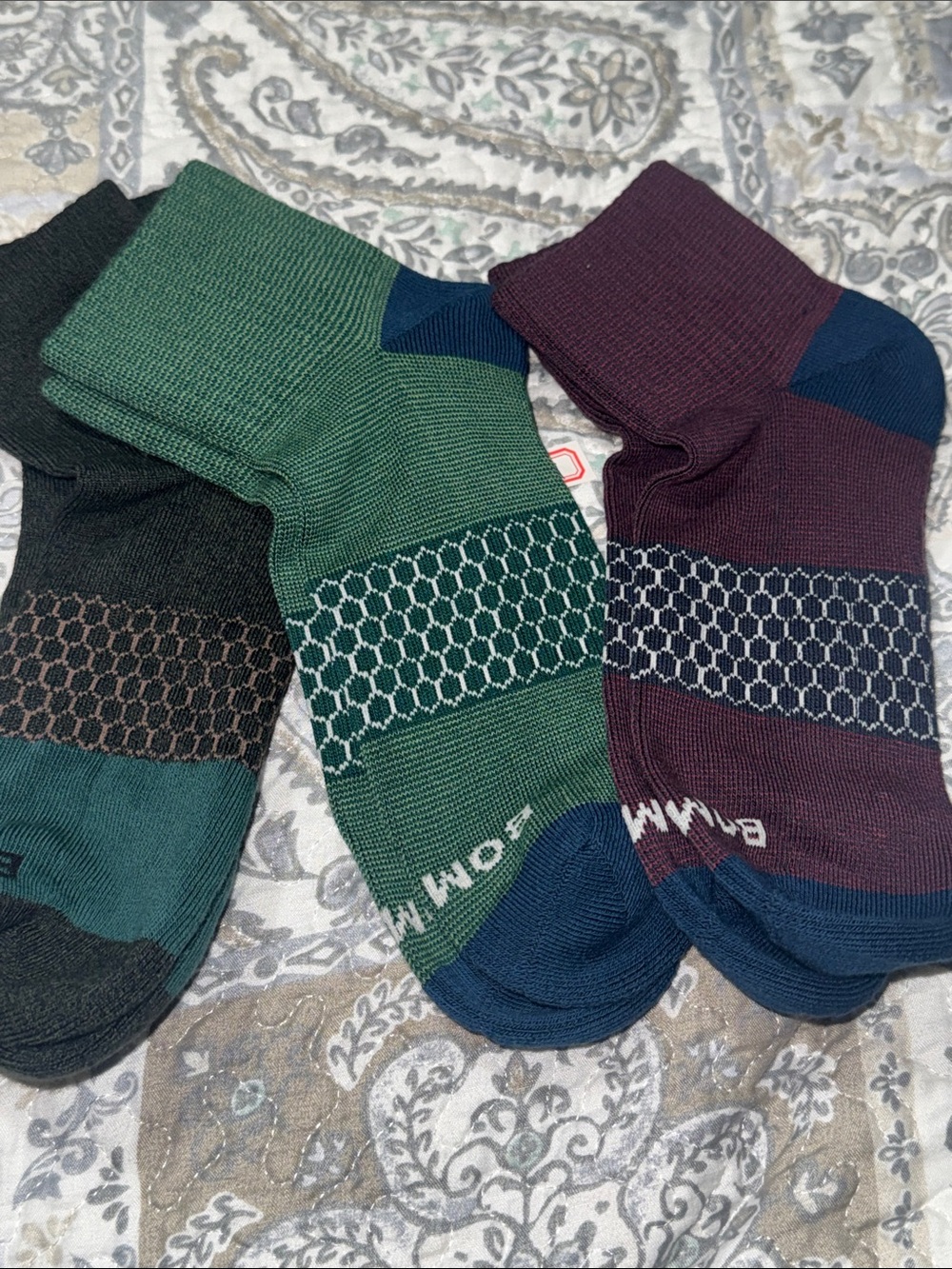 NWOT Unisex SZ LG Bombas Feeder Crew Socks Black/Green/Burgundy 3-PackSOLD OUT